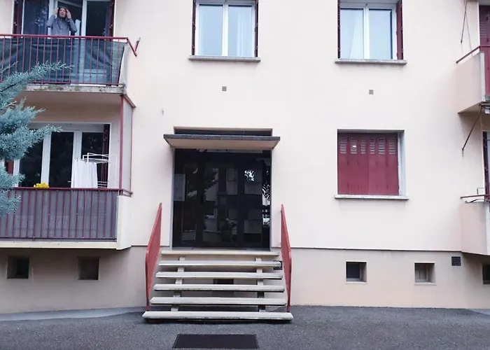 Le White Cosy A 5 Minutes Du Lac Avec Parking Privatif Gratuit