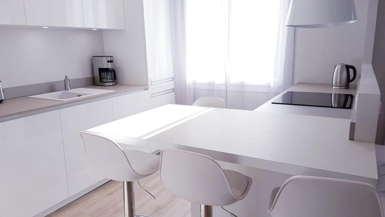 Le White Cosy A 5 Minutes Du Avec Parking Privatif Gratuit Appartement